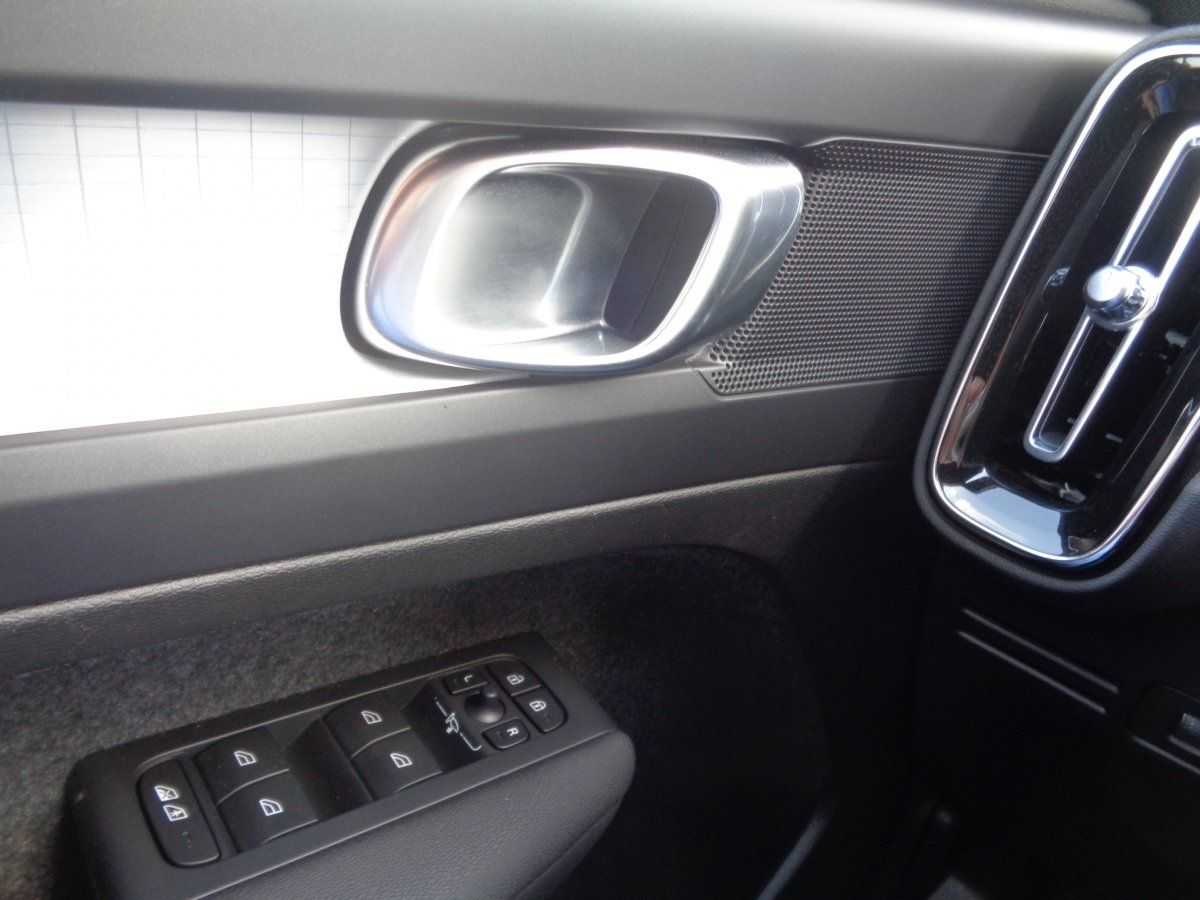 Volvo  T2 Core LED ACC BLIS Anhängerzug